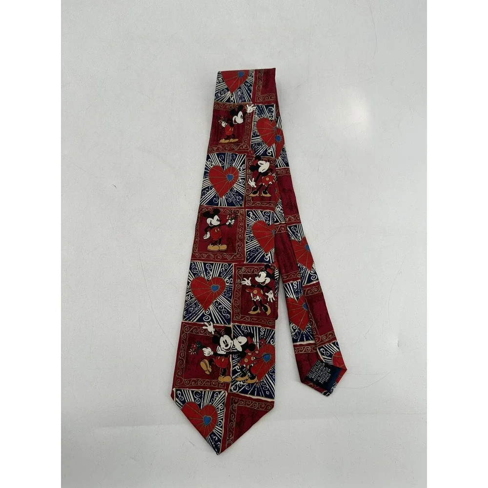 Disney Tie Rack Silk Tie Mickey & Minnie Mouse Kissing Hearts/‎ Vintage